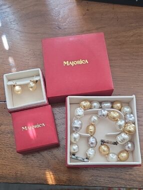 Majorica Faux Gold & Cream Pearl Bracelet and Stud Earring Set